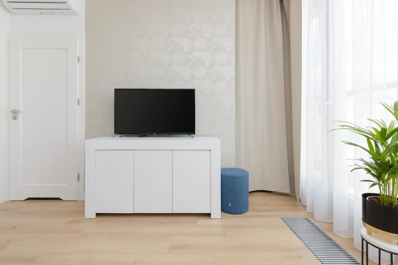 Warszawa Srodmiescie Bonifraterska Apartments By Noclegi Renters 0*,